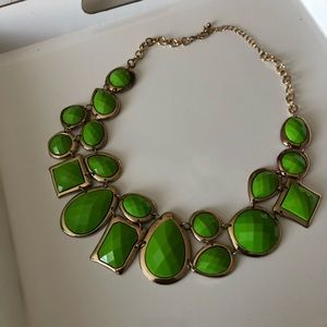 Green statement necklace